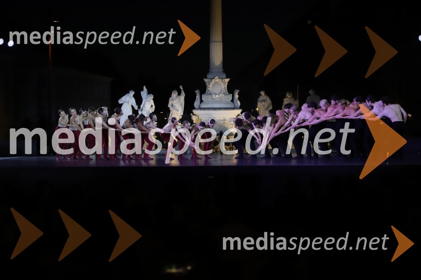 Balet pod zvezdami: Carmina Burana na Glavnem trgu v Mariboru