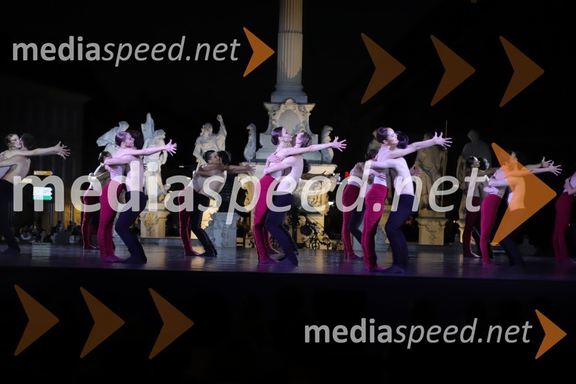 Balet pod zvezdami: Carmina Burana na Glavnem trgu v Mariboru