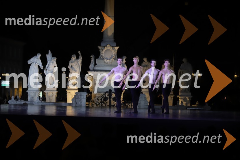 Balet pod zvezdami: Carmina Burana na Glavnem trgu v Mariboru