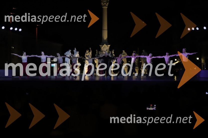 Balet pod zvezdami: Carmina Burana na Glavnem trgu v Mariboru