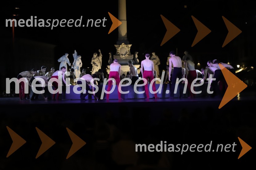 Balet pod zvezdami: Carmina Burana na Glavnem trgu v Mariboru