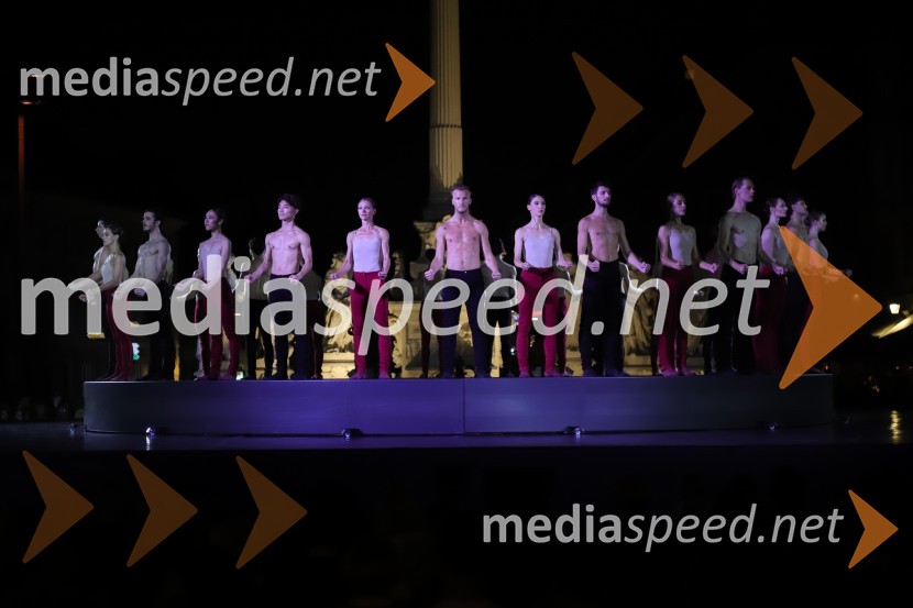 Balet pod zvezdami: Carmina Burana na Glavnem trgu v Mariboru