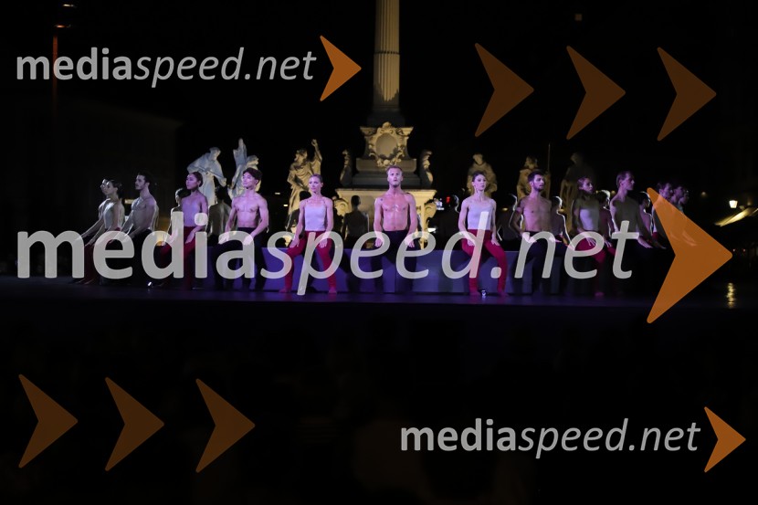 Balet pod zvezdami: Carmina Burana na Glavnem trgu v Mariboru