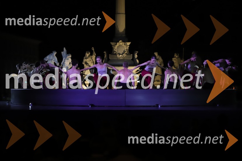 Balet pod zvezdami: Carmina Burana na Glavnem trgu v Mariboru