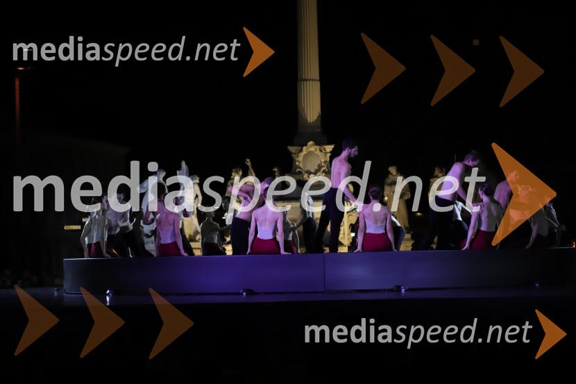 Balet pod zvezdami: Carmina Burana na Glavnem trgu v Mariboru