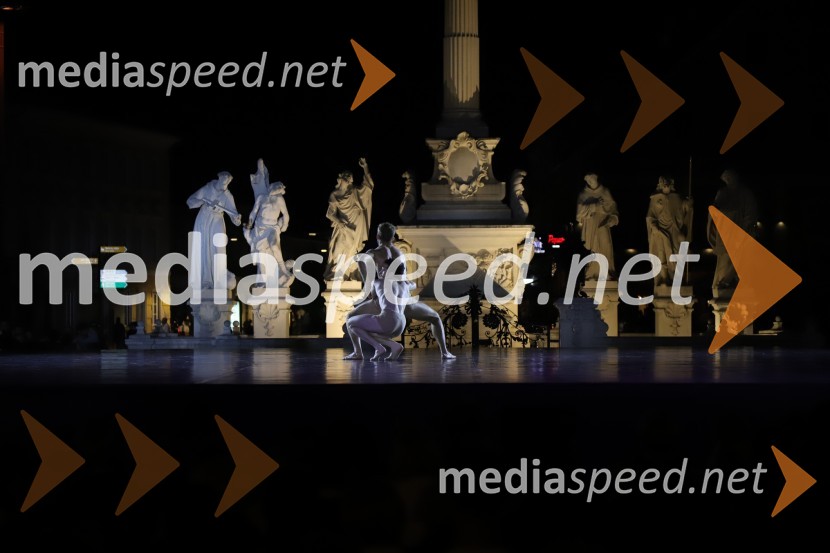 Balet pod zvezdami: Carmina Burana na Glavnem trgu v Mariboru