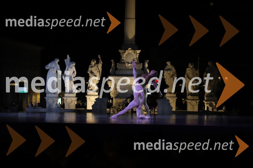 Balet pod zvezdami: Carmina Burana na Glavnem trgu v Mariboru