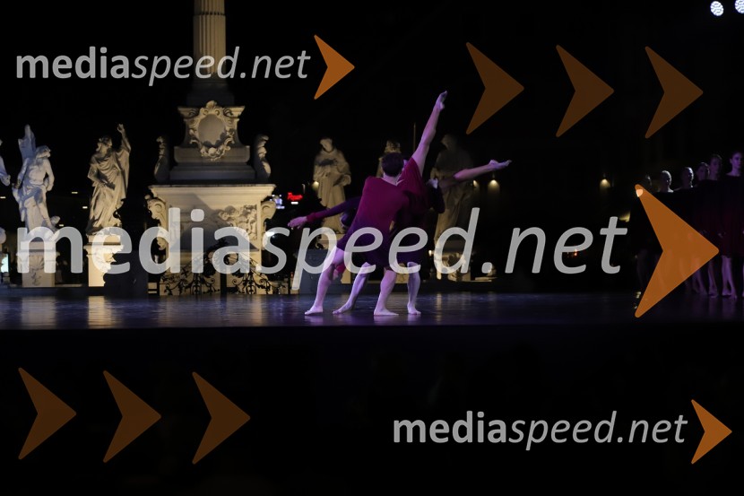 Balet pod zvezdami: Carmina Burana na Glavnem trgu v Mariboru