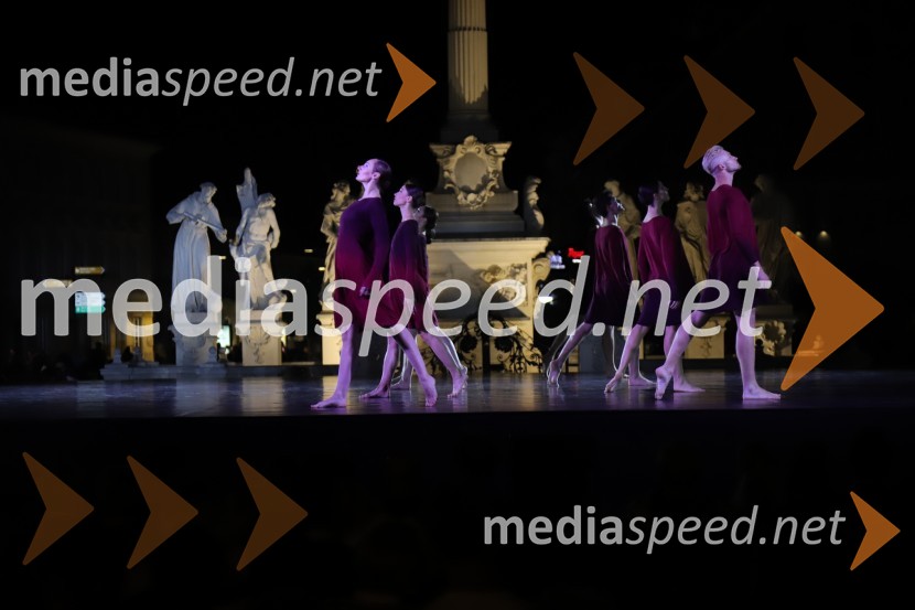 Balet pod zvezdami: Carmina Burana na Glavnem trgu v Mariboru