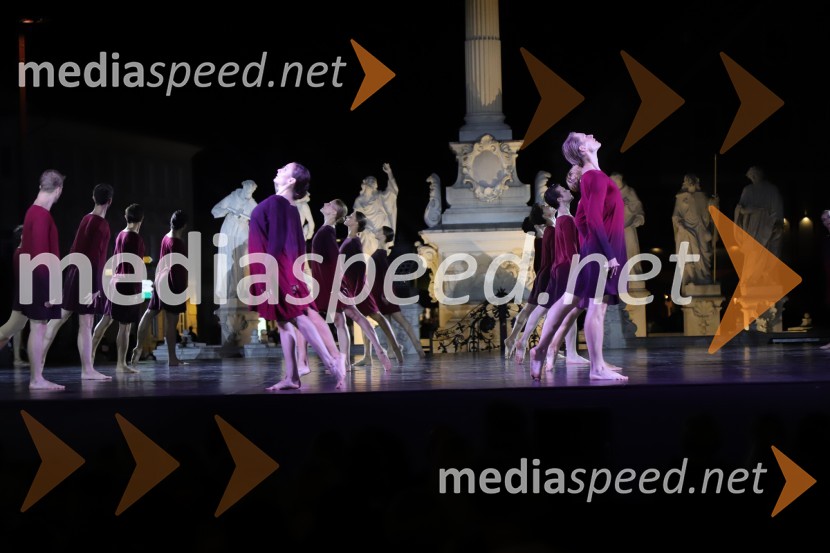 Balet pod zvezdami: Carmina Burana na Glavnem trgu v Mariboru