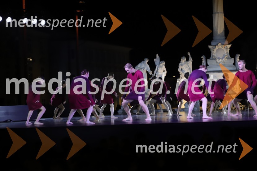 Balet pod zvezdami: Carmina Burana na Glavnem trgu v Mariboru