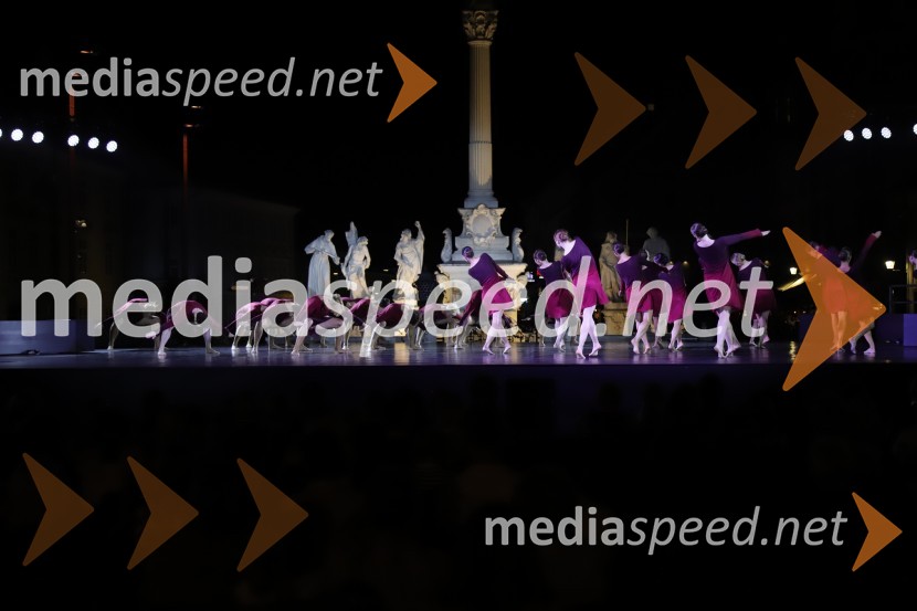 Balet pod zvezdami: Carmina Burana na Glavnem trgu v Mariboru