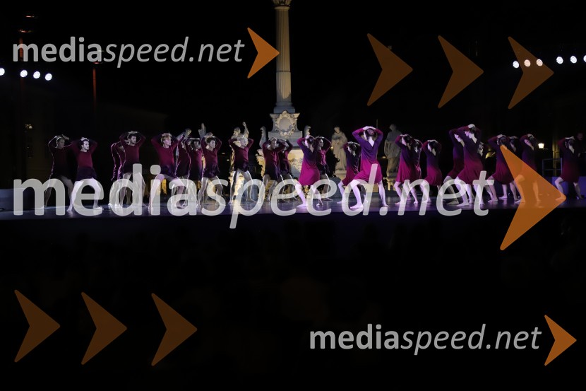 Balet pod zvezdami: Carmina Burana na Glavnem trgu v Mariboru