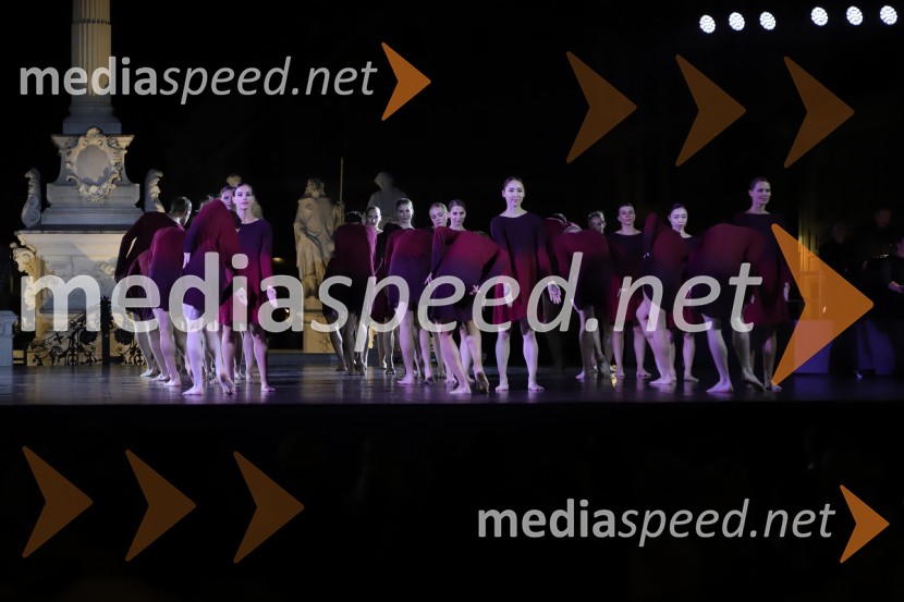 Balet pod zvezdami: Carmina Burana na Glavnem trgu v Mariboru