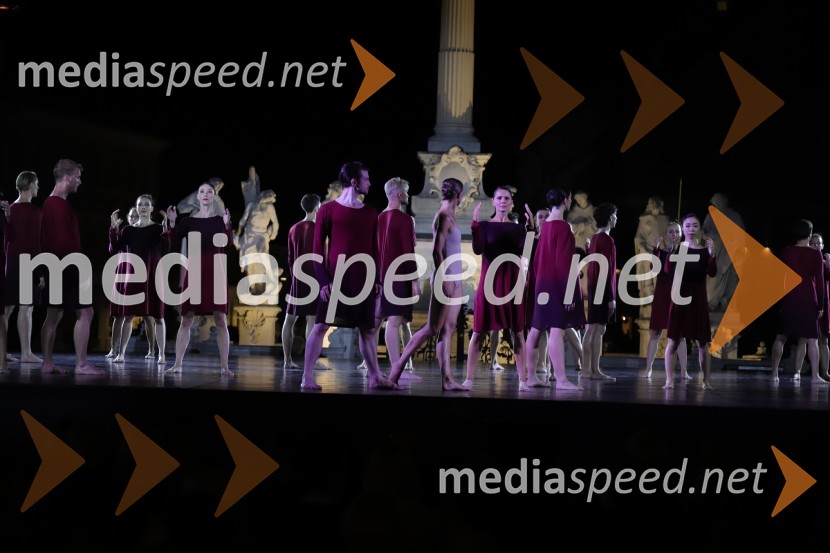 Balet pod zvezdami: Carmina Burana na Glavnem trgu v Mariboru