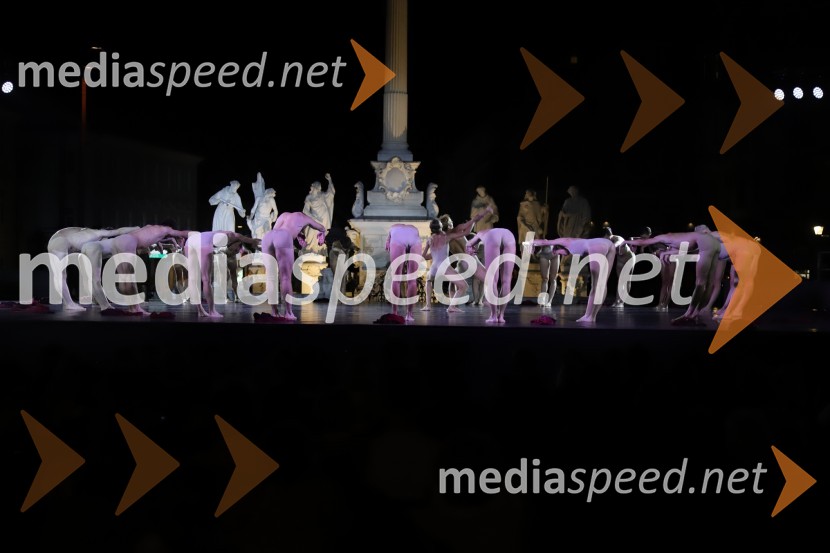 Balet pod zvezdami: Carmina Burana na Glavnem trgu v Mariboru