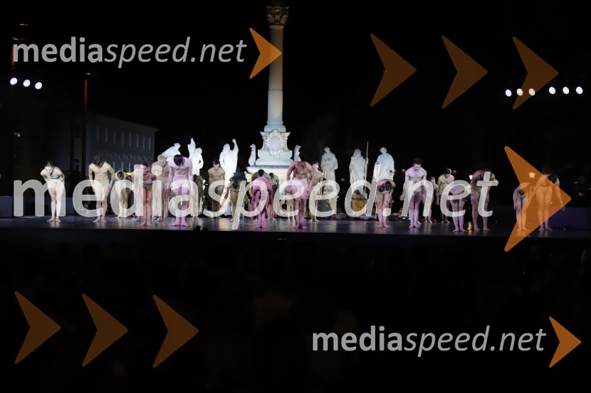 Balet pod zvezdami: Carmina Burana na Glavnem trgu v Mariboru