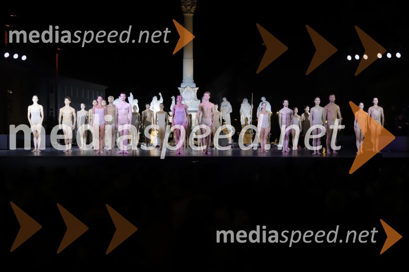 Balet pod zvezdami: Carmina Burana na Glavnem trgu v Mariboru