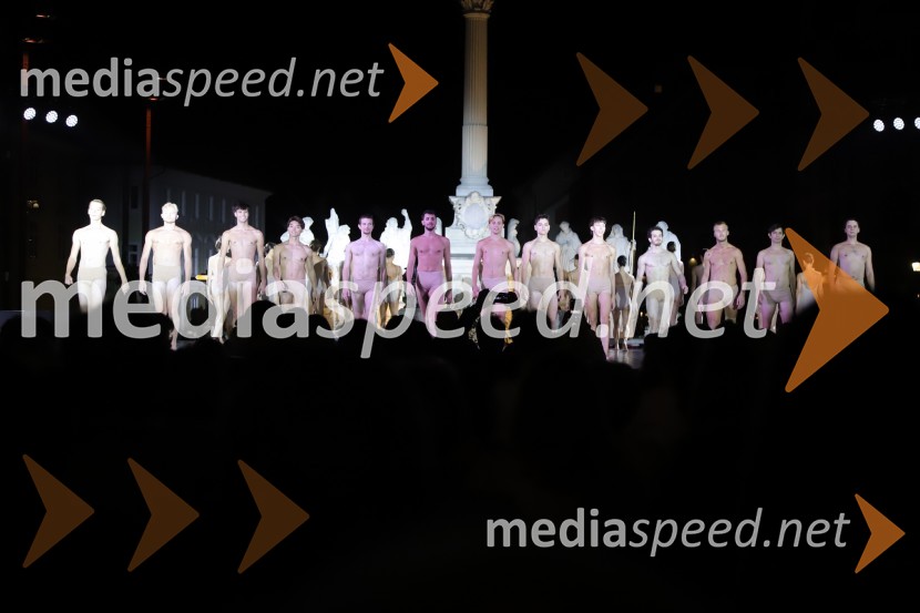 Balet pod zvezdami: Carmina Burana na Glavnem trgu v Mariboru