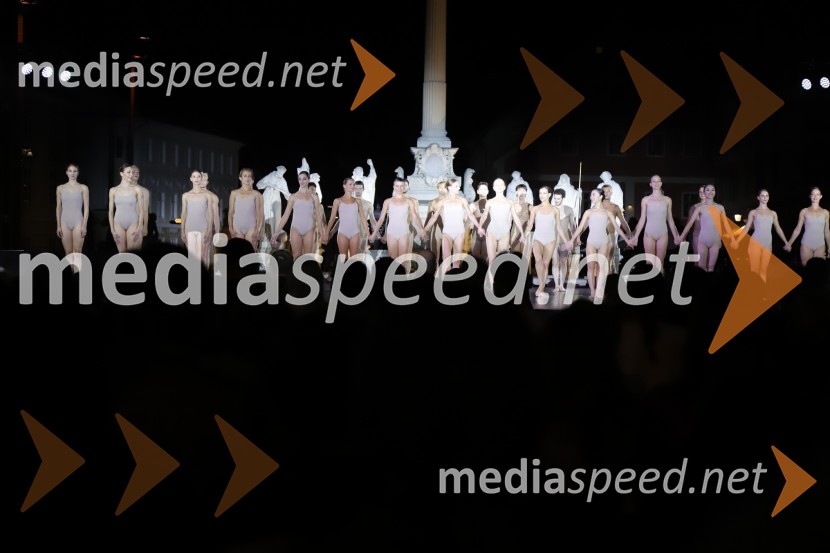 Balet pod zvezdami: Carmina Burana na Glavnem trgu v Mariboru