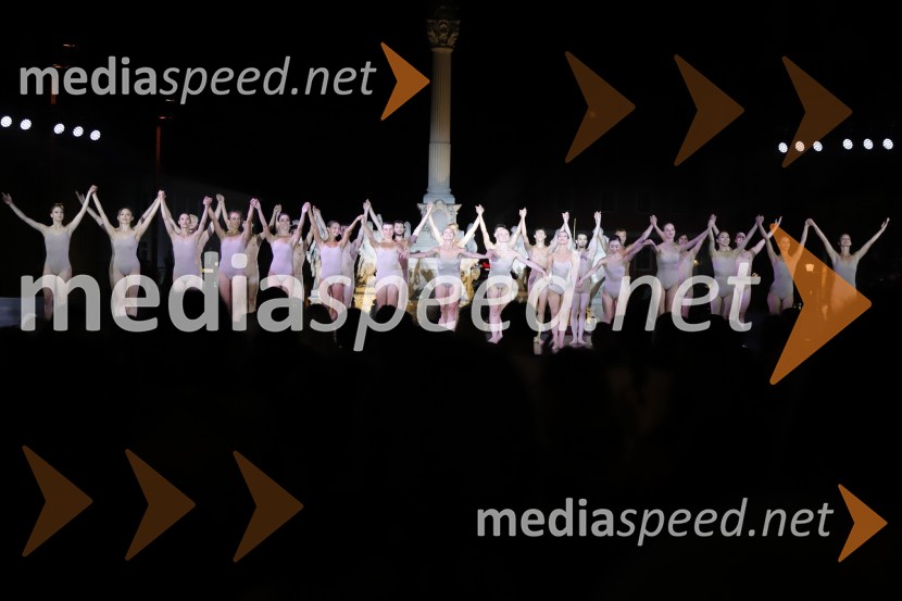 Balet pod zvezdami: Carmina Burana na Glavnem trgu v Mariboru