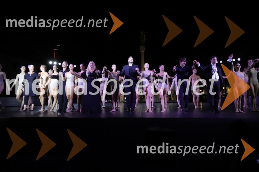 Balet pod zvezdami: Carmina Burana na Glavnem trgu v Mariboru