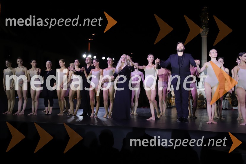 Balet pod zvezdami: Carmina Burana na Glavnem trgu v Mariboru