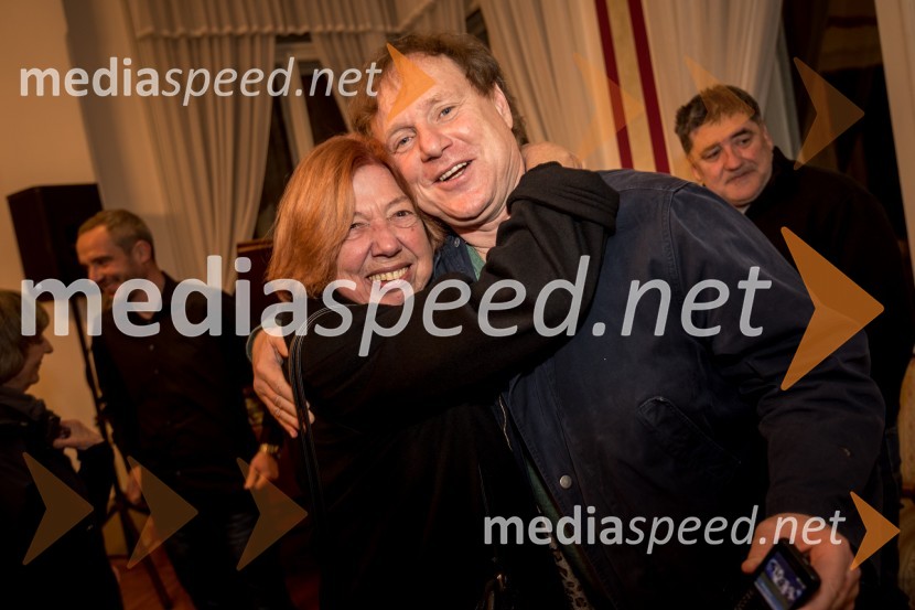 Umrl je legendarni radijski voditelj Sašo Hribar