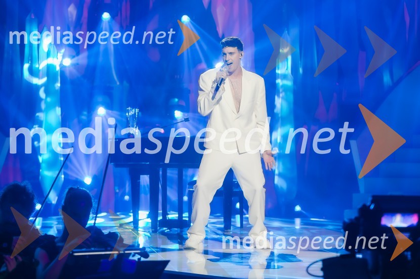 Slovo poletju s koncertom Ansambla Unikat v Citycentru Celje