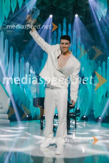 Slovo poletju s koncertom Ansambla Unikat v Citycentru Celje