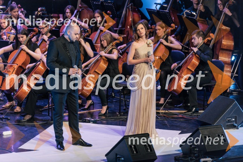  Bort Ross, glasbenik;  Lara Poreber, vokalistka LamaiFrišno/Fresh  2023: Katera bo Naj nova slovenska skladba zadnjega leta?