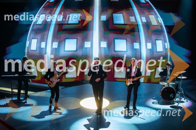  Žiga Žvižej, glasbena skupina LPS;  Zala Velenšek, glasbena skupina LPS;  Filip Vidušin, glasbena skupina LPS;  Mark Semeja, glasbena skupina LPS;  Gašper Hlupič, glasbena skupina LPSFrišno/Fresh  2023: Katera bo Naj nova slovenska skladba zadnjega leta?