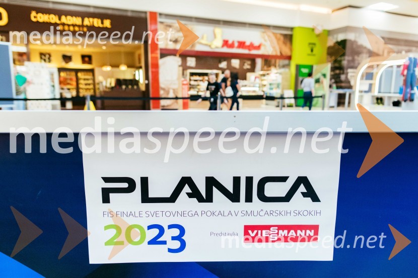 Smučarski skoki na MINI PLANICI v Citycentru Celje