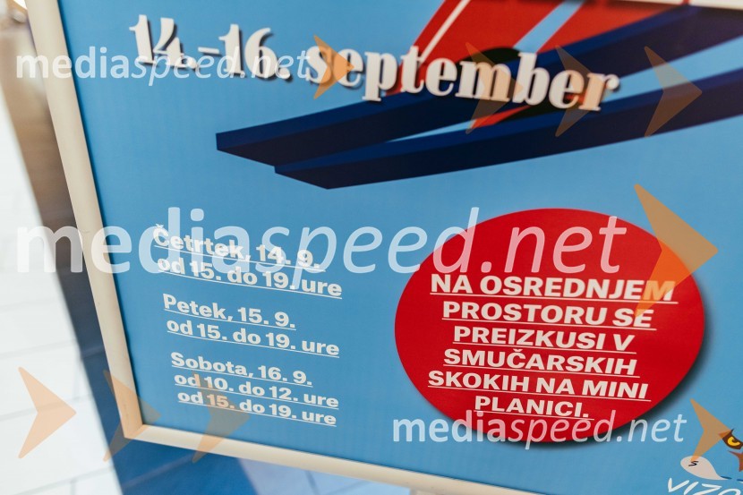 Smučarski skoki na MINI PLANICI v Citycentru Celje