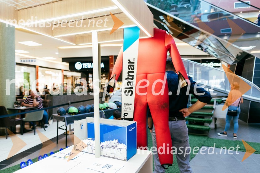 Smučarski skoki na MINI PLANICI v Citycentru Celje