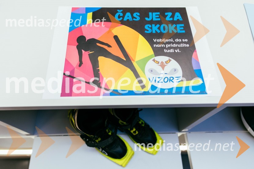 Smučarski skoki na MINI PLANICI v Citycentru Celje