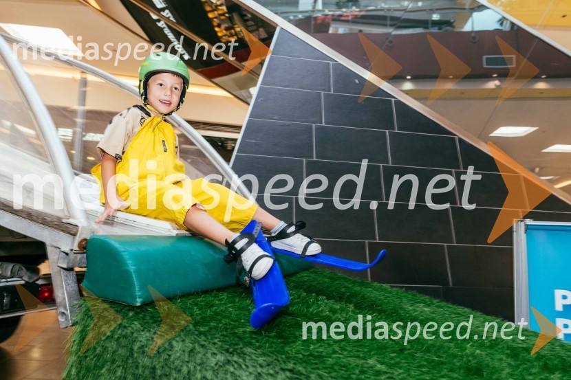 Smučarski skoki na MINI PLANICI v Citycentru Celje