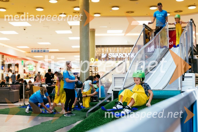 Smučarski skoki na MINI PLANICI v Citycentru Celje