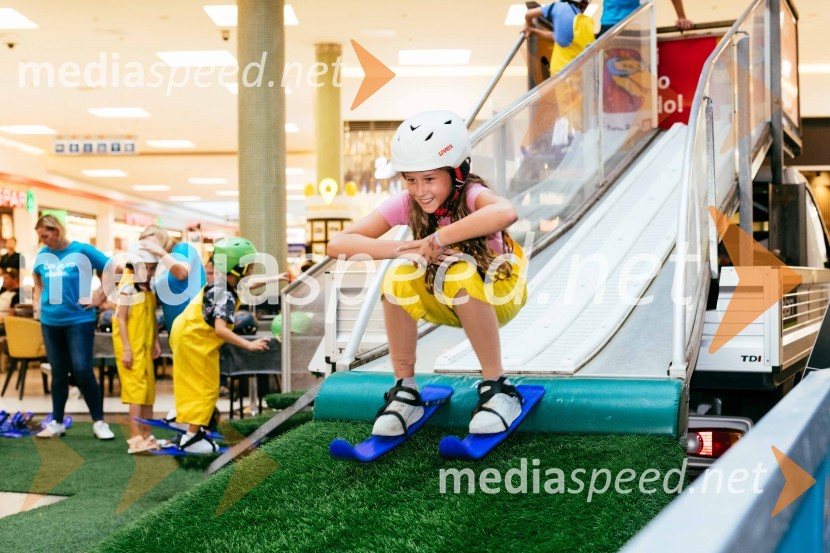 Smučarski skoki na MINI PLANICI v Citycentru Celje