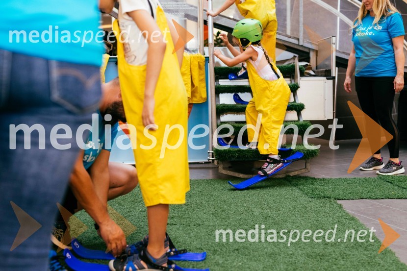 Smučarski skoki na MINI PLANICI v Citycentru Celje