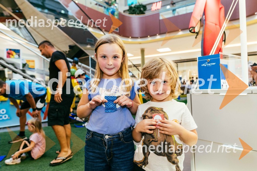 Smučarski skoki na MINI PLANICI v Citycentru Celje