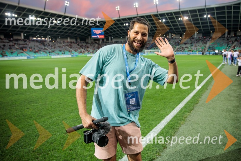  Uroš Bitenc, moderator, vplivnežDobrodelna tekma: Svetovne zvezde nogometa za žrtve poplav