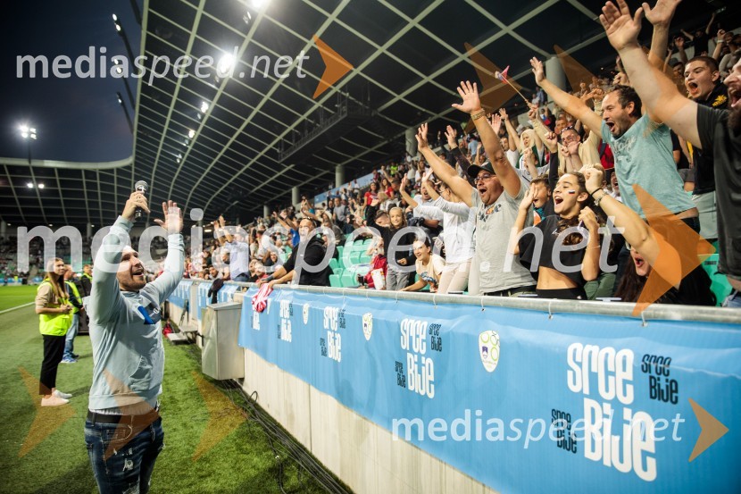 Dobrodelna tekma: Svetovne zvezde nogometa za žrtve poplav