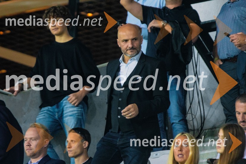  Branko Čakarmiš,  direktor, Pro PlusDobrodelna tekma: Svetovne zvezde nogometa za žrtve poplav