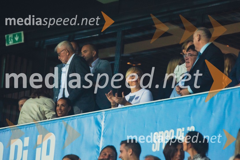 Dobrodelna tekma: Svetovne zvezde nogometa za žrtve poplav