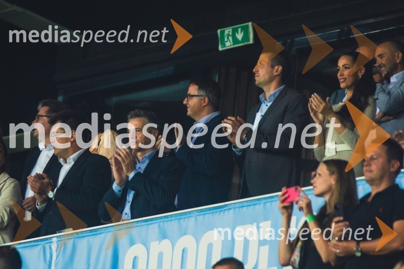 Dobrodelna tekma: Svetovne zvezde nogometa za žrtve poplav