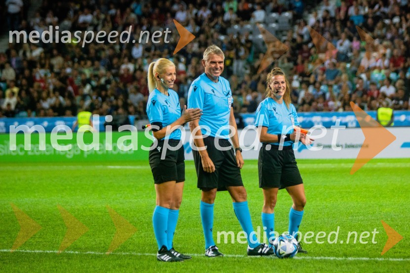 Dobrodelna tekma: Svetovne zvezde nogometa za žrtve poplav