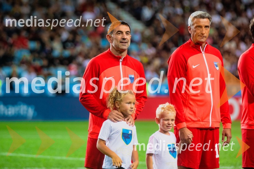 Dobrodelna tekma: Svetovne zvezde nogometa za žrtve poplav