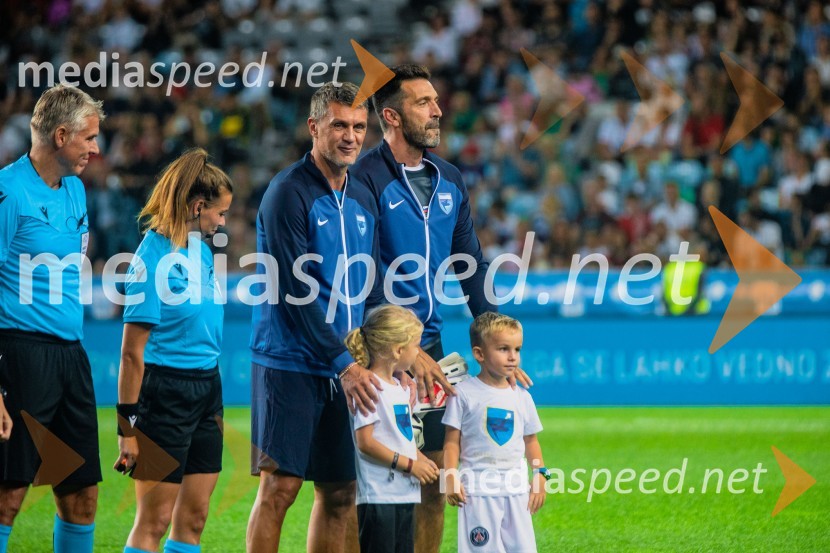 Dobrodelna tekma: Svetovne zvezde nogometa za žrtve poplav