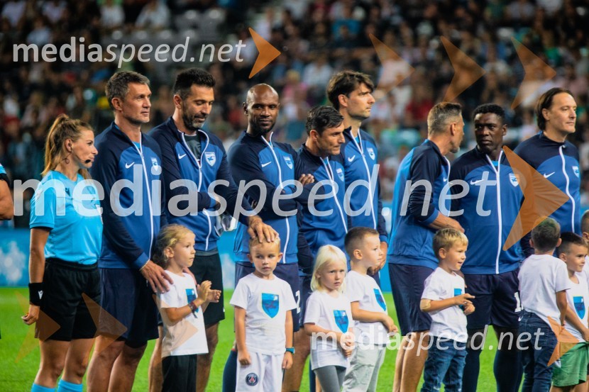 Dobrodelna tekma: Svetovne zvezde nogometa za žrtve poplav